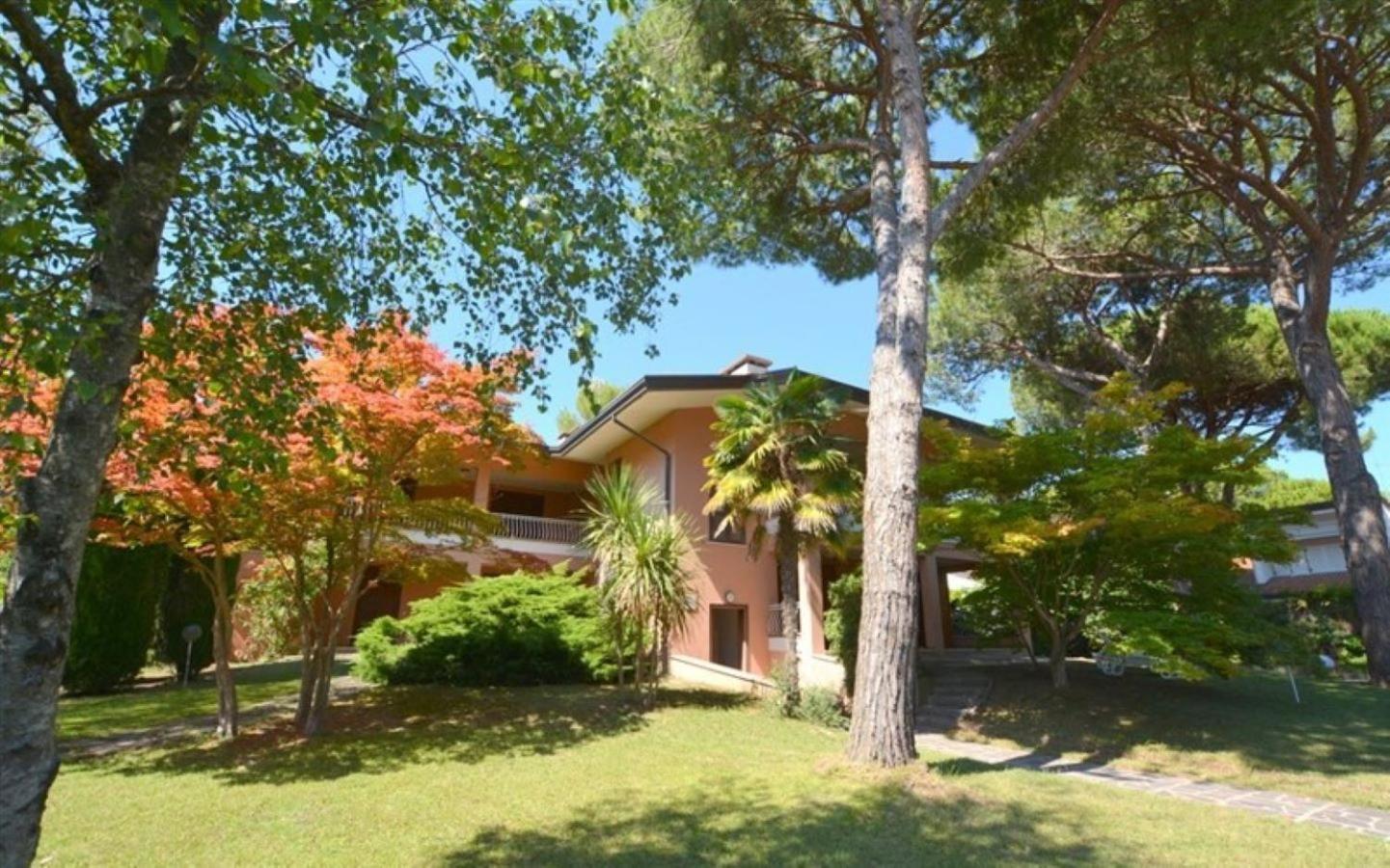 Residence Maria Elena - 30 Pt Lignano Sabbiadoro Exterior foto